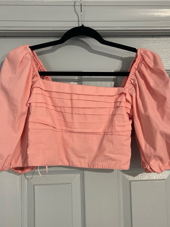 Abercrombie & Fitch Tops - Abercrombie & Fitch Peach Pink Puff Sleeve Square Neck Crop Top